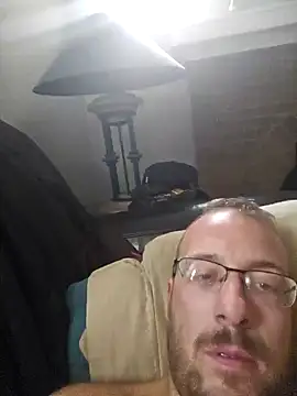 Snapshot of MEAT4urGRILL chatting on 10/13/25, 07:14 MEAT4urGRILL online show from 10/13/25, 07:14