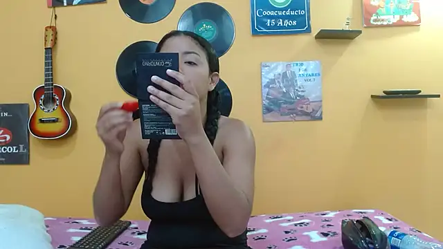 meisevil77 online show from 09/17/25, 03:08