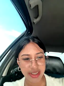 lynn9000 online show from 10/30/25, 08:20