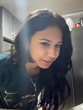 lynn9000 online show from 11/03/25, 04:36