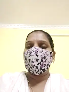 Snapshot of Monika_Telugu_Girl chatting on 11/25/25, 05:24 Monika Telugu Girl online show from 11/25/25, 05:24