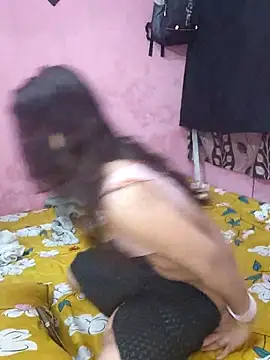 Snapshot of hiddennisha chatting on 03/21/26, 04:17 hiddennisha online show from 03/21/26, 04:17