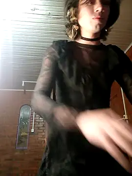 Snapshot of bonniefemboy chatting on 09/15/25, 03:17 bonniefemboy online show from 09/15/25, 03:17