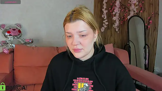 Michele Greenn online show from 03/27/26, 01:11