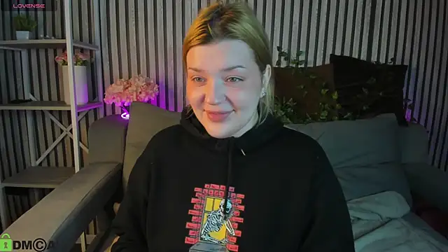 Michele Greenn online show from 04/14/26, 01:11