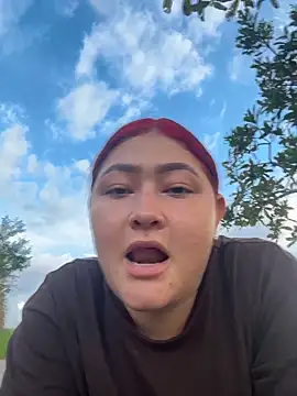 Rouse-Antonella online show from 11/02/25, 10:01