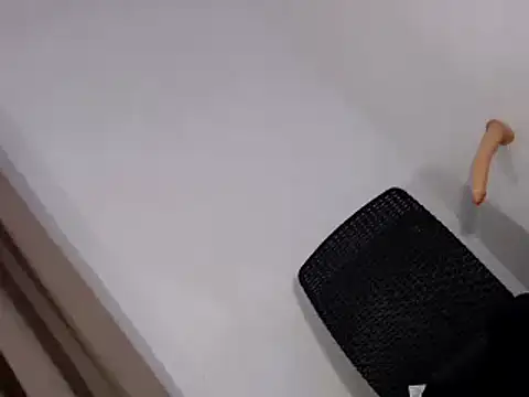 Snapshot of yourloving_angel chatting on 11/30/25, 10:08 yourloving angel online show from 11/30/25, 10:08