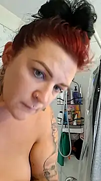 Snapshot of gypsyriot chatting on 09/11/25, 02:33 gypsyriot online show from 09/11/25, 02:33