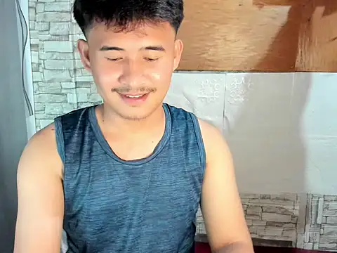 Snapshot of Adim-pinoy146 chatting on 05/04/26, 10:22 Adim-pinoy146 online show from 05/04/26, 10:22