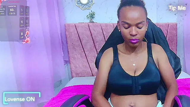 mia  thomson  online show from 04/10/26, 02:39