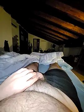 giova17cm online show from 10/21/25, 08:42