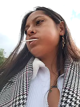 Snapshot of LunaHot_777 chatting on 10/13/25, 07:25 LunaHot 777 online show from 10/13/25, 07:25