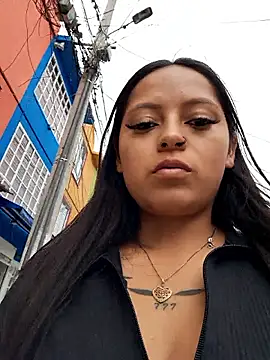 Snapshot of LunaHot_777 chatting on 11/10/25, 06:29 LunaHot 777 online show from 11/10/25, 06:29