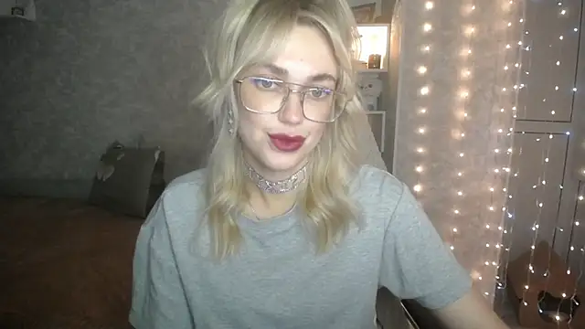 NickyAdamidi online show from 10/05/25, 03:32