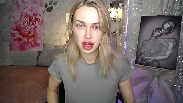 NickyAdamidi online show from 07/20/26, 05:26