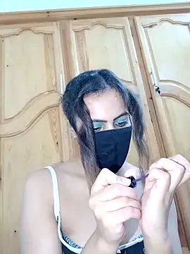 Snapshot of ghadiraa chatting on 01/16/26, 11:53 ghadiraa online show from 01/16/26, 11:53