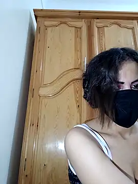 Snapshot of ghadiraa chatting on 02/01/26, 06:06 ghadiraa online show from 02/01/26, 06:06