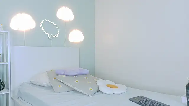 SamaGrey   online show from 12/15/25, 11:36