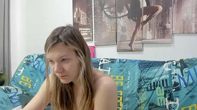 Snapshot of Sunny_Sammy chatting on 11/13/25, 01:26 Sunny Sammy online show from 11/13/25, 01:26