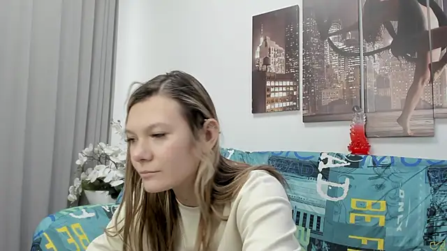 Snapshot of Sunny_Sammy chatting on 11/24/25, 01:16 Sunny Sammy online show from 11/24/25, 01:16