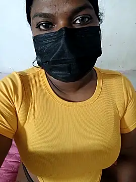 Snapshot of chubybabi chatting on 10/20/25, 04:13 chubybabi online show from 10/20/25, 04:13