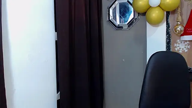 fire and moon online show from 11/17/25, 01:55