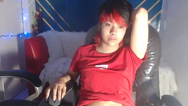 Snapshot of BJkoreanboy chatting on 09/18/25, 08:22 BJkoreanboy online show from 09/18/25, 08:22