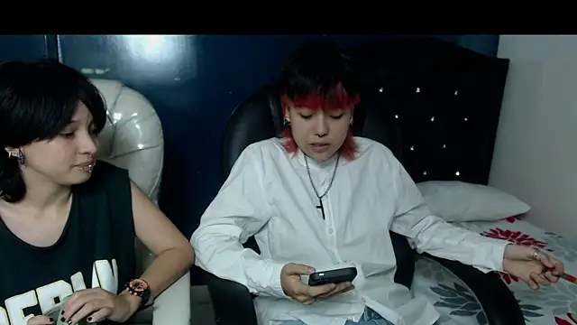 Snapshot of BJkoreanboy chatting on 10/22/25, 06:29 BJkoreanboy online show from 10/22/25, 06:29