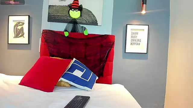 Snapshot of Sex_samantha chatting on 10/13/25, 01:11 Sex samantha online show from 10/13/25, 01:11