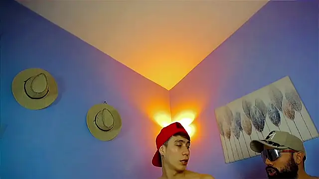 Michael twink  online show from 09/09/25, 08:41