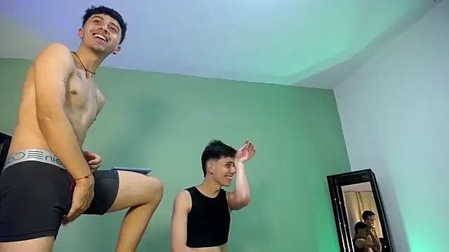 Michael twink  online show from 09/18/25, 10:01