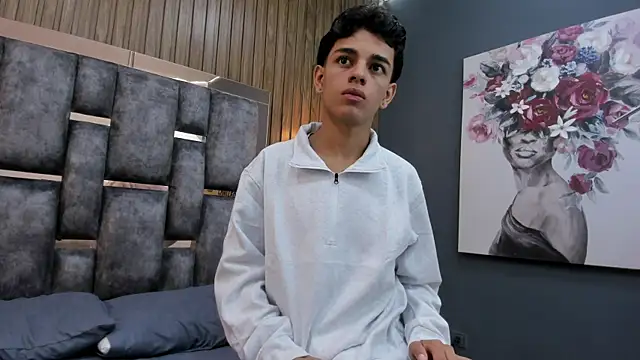 owen  johnson online show from 10/25/25, 12:02