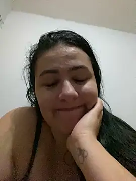 Snapshot of IvettSt_ chatting on 09/23/25, 04:15 IvettSt online show from 09/23/25, 04:15