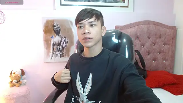 nathanclay online show from 10/04/25, 03:26