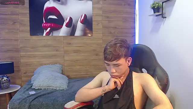 Snapshot of nathanclay chatting on 03/27/26, 11:21 nathanclay online show from 03/27/26, 11:21
