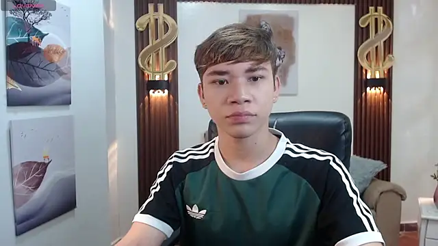 Snapshot of nathanclay chatting on 06/11/26, 12:58 nathanclay online show from 06/11/26, 12:58