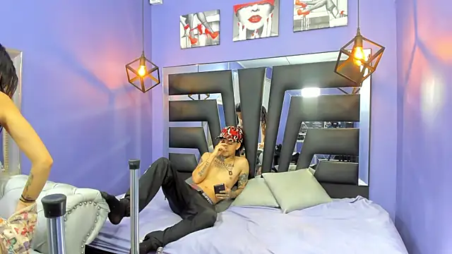 Snapshot of lilyth_adam chatting on 11/20/25, 01:28 lilyth adam online show from 11/20/25, 01:28