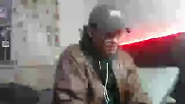 Snapshot of playfulboys_ chatting on 02/01/26, 06:56 playfulboys online show from 02/01/26, 06:56