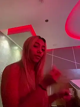 Snapshot of Cristian_blaze chatting on 09/25/25, 10:41 Cristian blaze online show from 09/25/25, 10:41