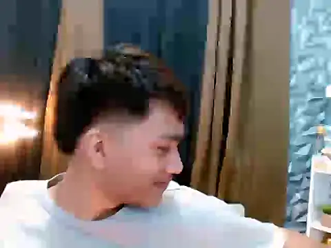 Snapshot of Mister_officer69 chatting on 09/12/25, 04:34 Mister officer69 online show from 09/12/25, 04:34