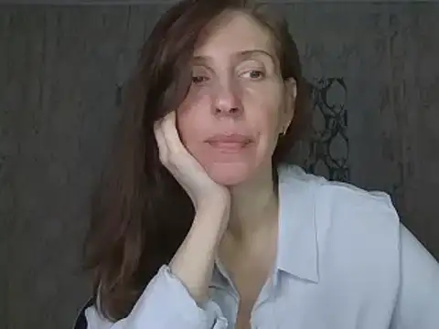 CandiCole online show from 10/20/25, 02:23