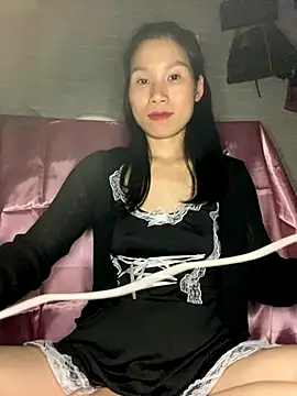 MinHiNi online show from 11/17/25, 04:13