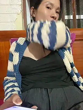 MinHiNi online show from 12/20/25, 12:34