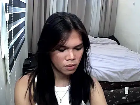 Snapshot of keana_laux chatting on 09/28/25, 05:46 keana laux online show from 09/28/25, 05:46