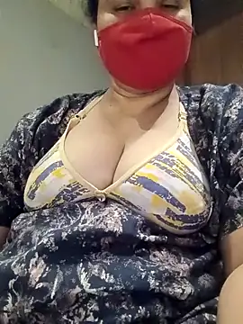 Snapshot of Tamil_Sivani chatting on 03/07/26, 03:09 Tamil Sivani online show from 03/07/26, 03:09