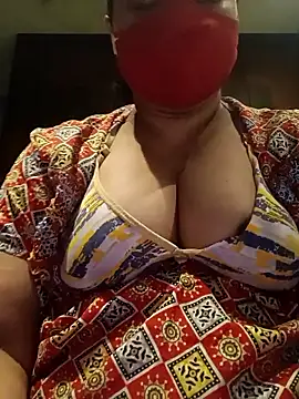 Snapshot of Tamil_Sivani chatting on 03/29/26, 01:22 Tamil Sivani online show from 03/29/26, 01:22