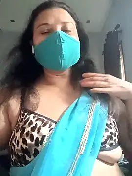 Snapshot of Tamil_Sivani chatting on 03/30/26, 02:01 Tamil Sivani online show from 03/30/26, 02:01