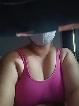 Snapshot of Tamil_Sivani chatting on 05/25/26, 03:01 Tamil Sivani online show from 05/25/26, 03:01