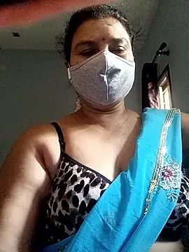 Snapshot of Tamil_Sivani chatting on 06/07/26, 03:43 Tamil Sivani online show from 06/07/26, 03:43