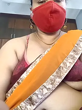 Snapshot of Tamil_Sivani chatting on 06/13/26, 07:50 Tamil Sivani online show from 06/13/26, 07:50